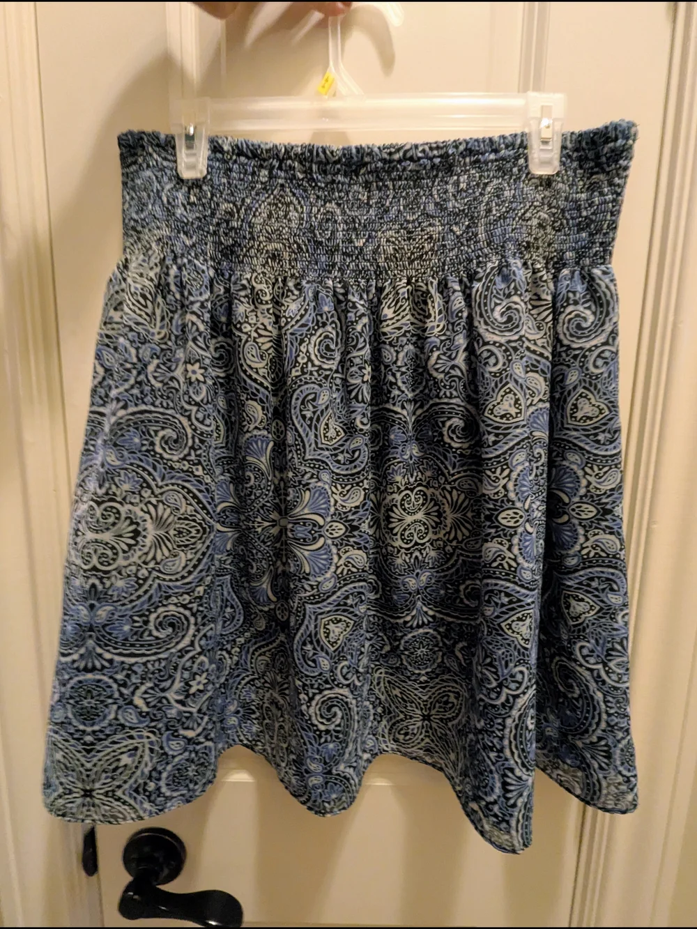 White House Black Market Blue Paisley Smocked Mini Skirt